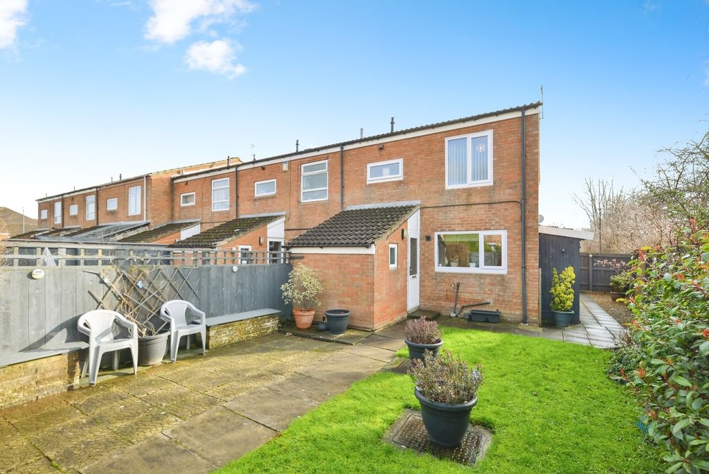 Property photo 1 of 17 Pbox-Img.Jpg