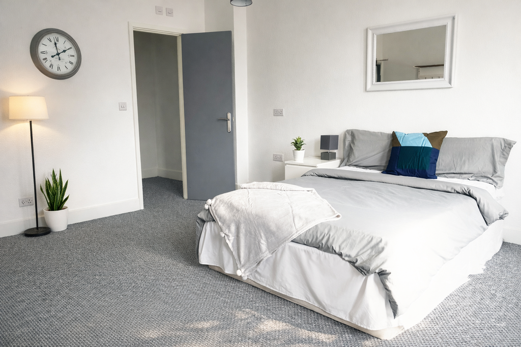 Property photo 2 of 2