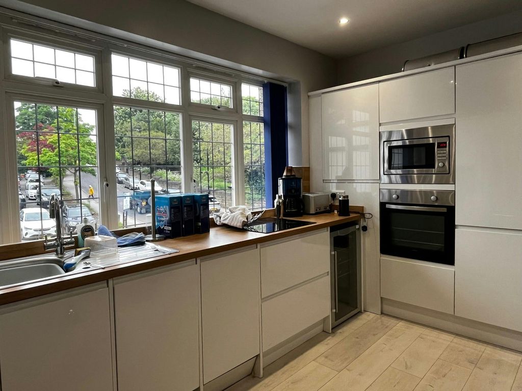 Property photo 3 of 14 6.Jpg