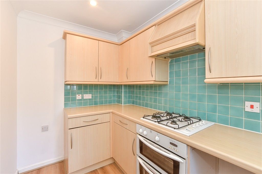 Property photo 3 of 13 Kitchen