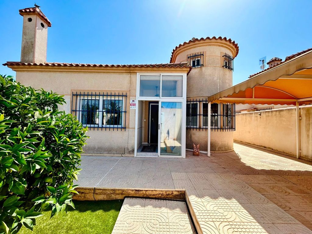 Property photo 1 of 50