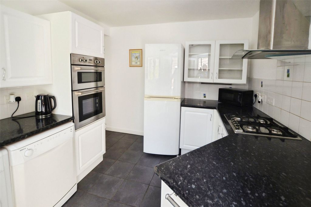 Property photo 2 of 15 2 - Picture No. 35