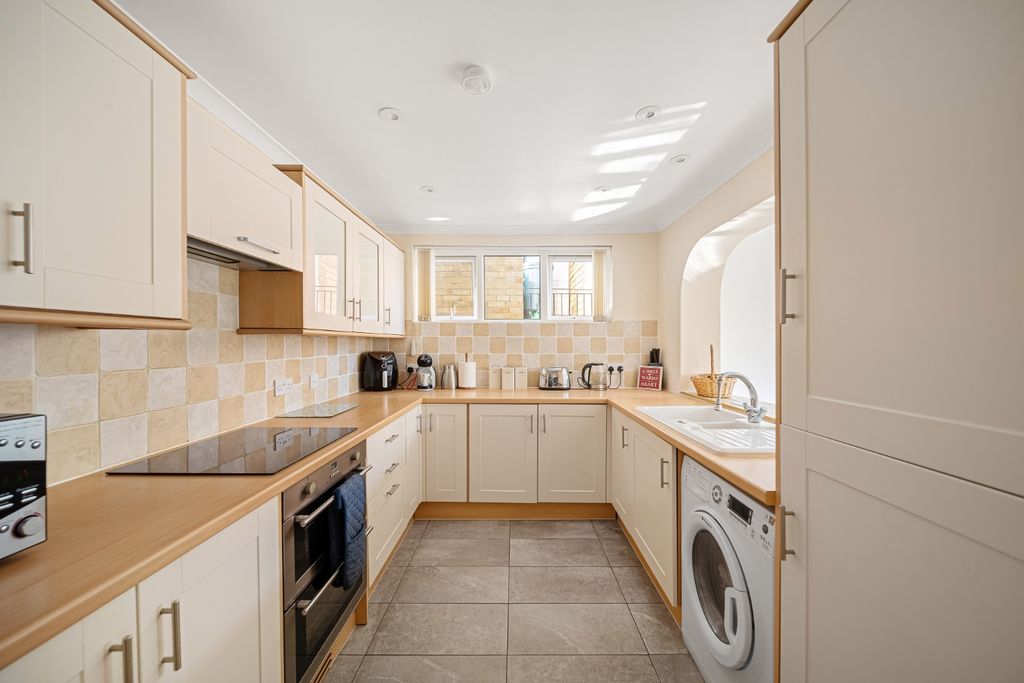 Property photo 3 of 20 39555710