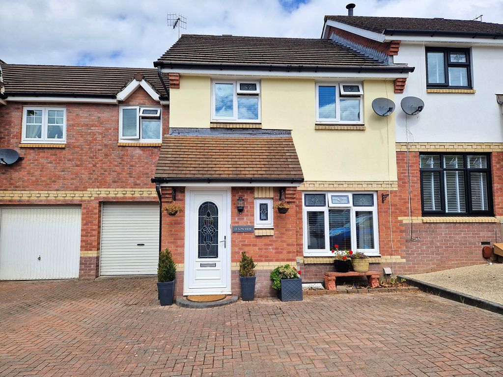 Property photo 1 of 29