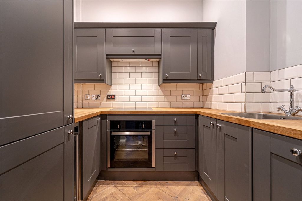 Property photo 1 of 10 Picture No. 07