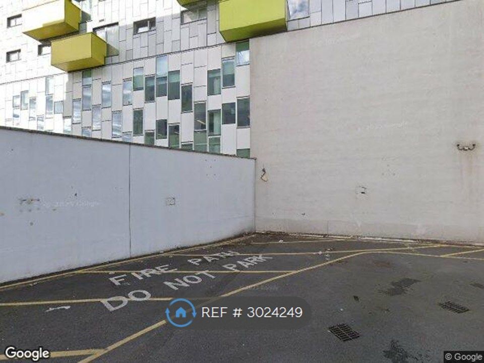 Property photo 1 of 1