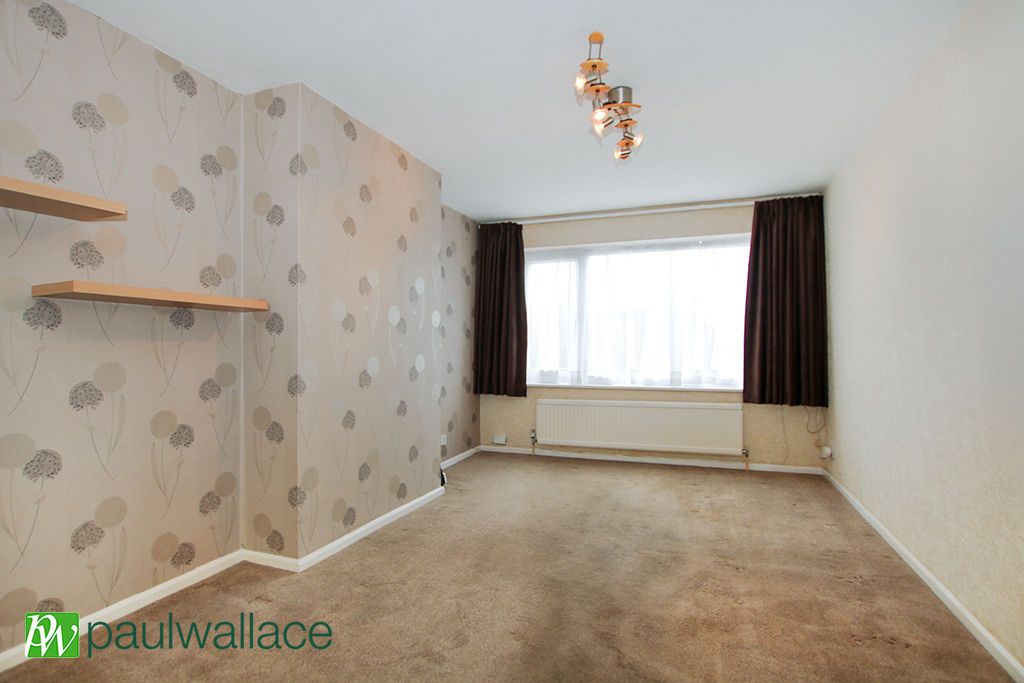 Property photo 2 of 17 Lounge