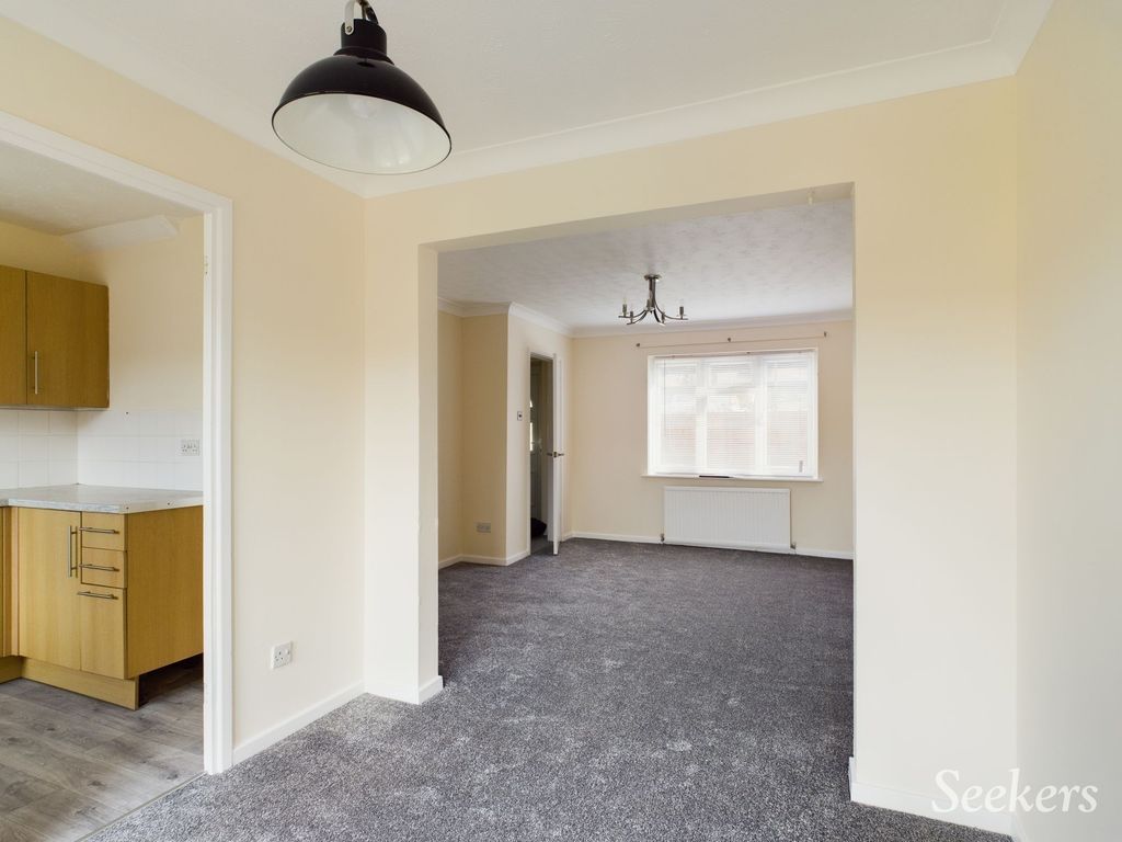 Property photo 3 of 11 Photo 4