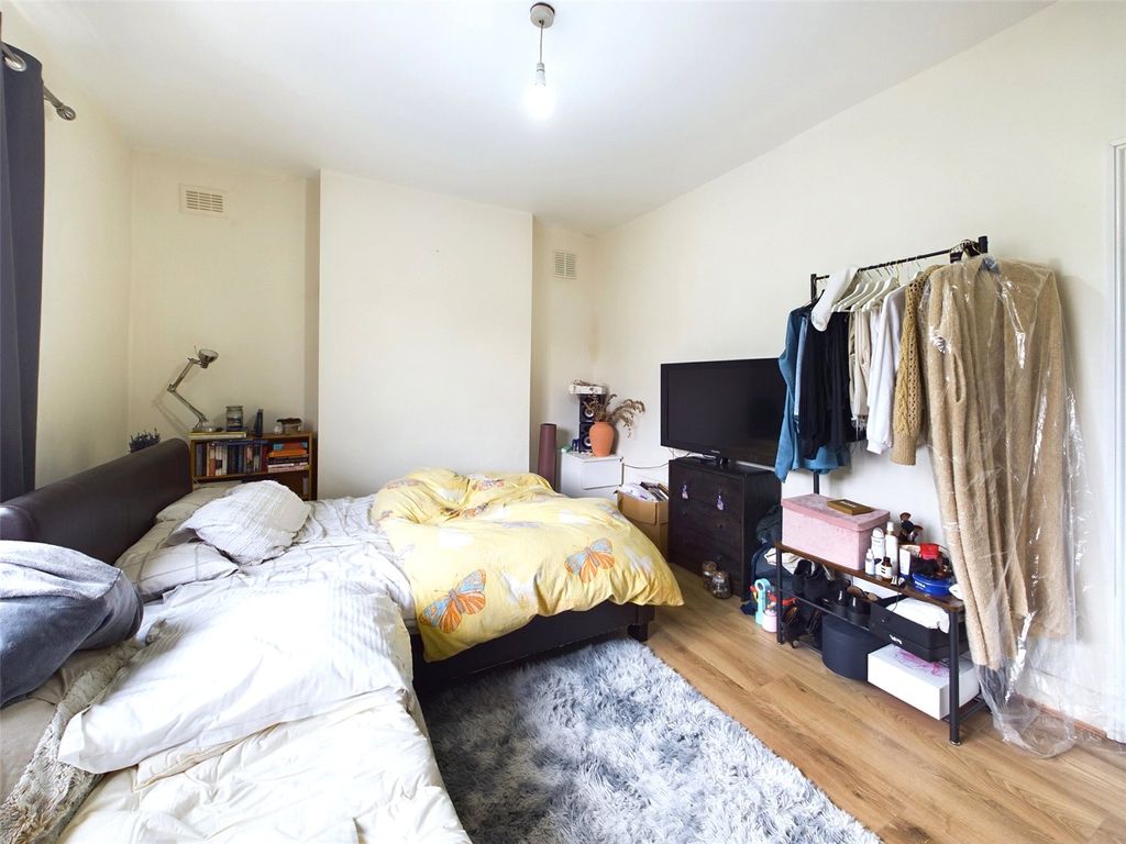 Property photo 3 of 11 Picture No. 04