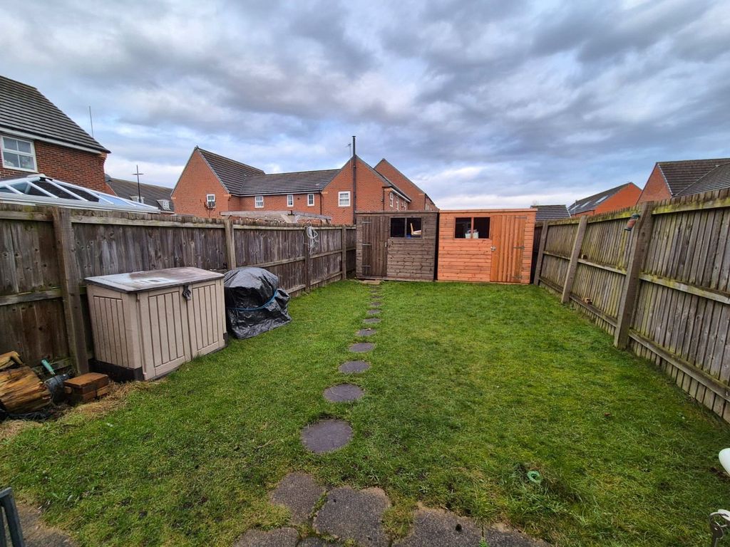 Property photo 3 of 12 Picture No. 11