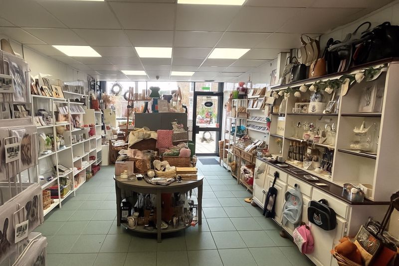 Property photo 3 of 10 Photo 3