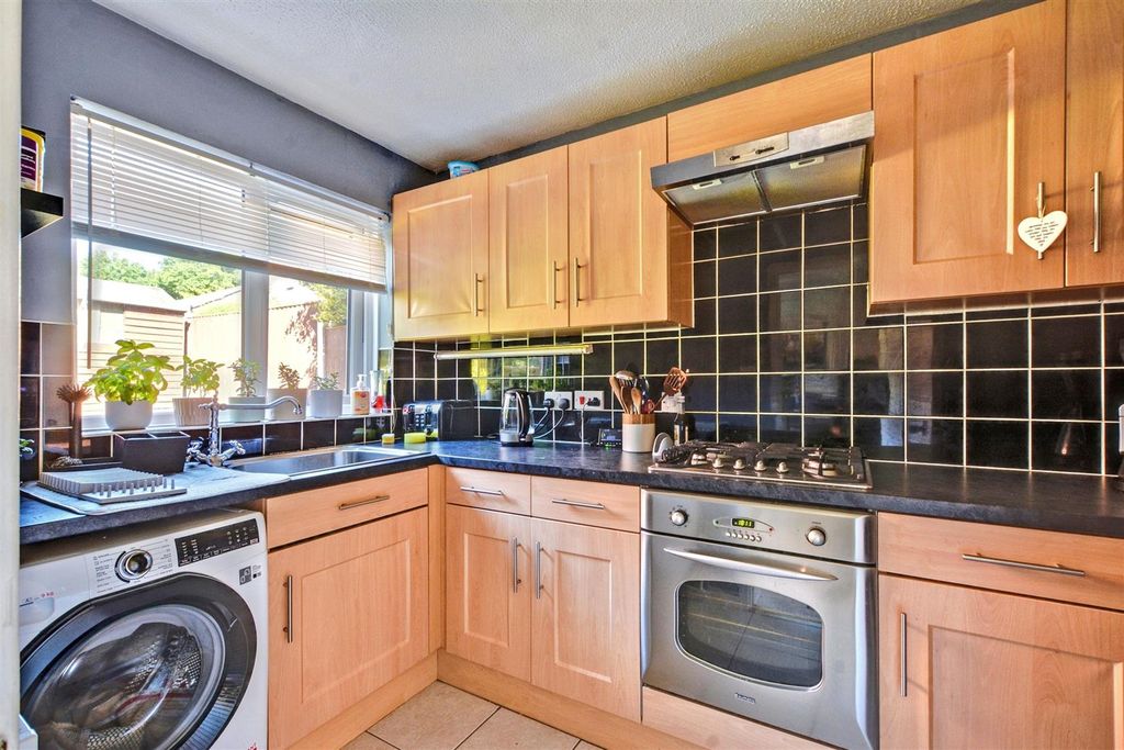 Property photo 2 of 17 Kitchen_1.Jpeg