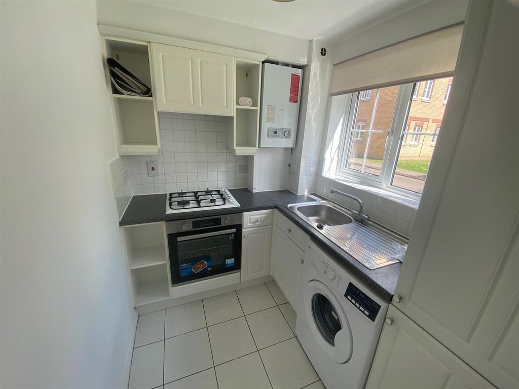 Property photo 2 of 5 Kitchen.Jpg