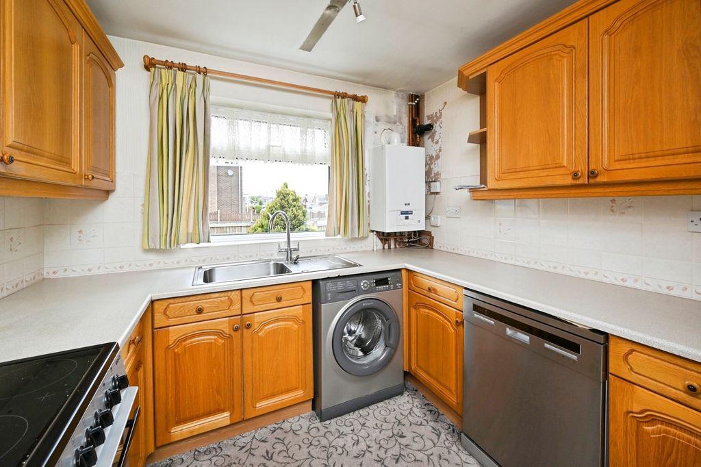 Property photo 3 of 15 Pbox-Img.Jpg