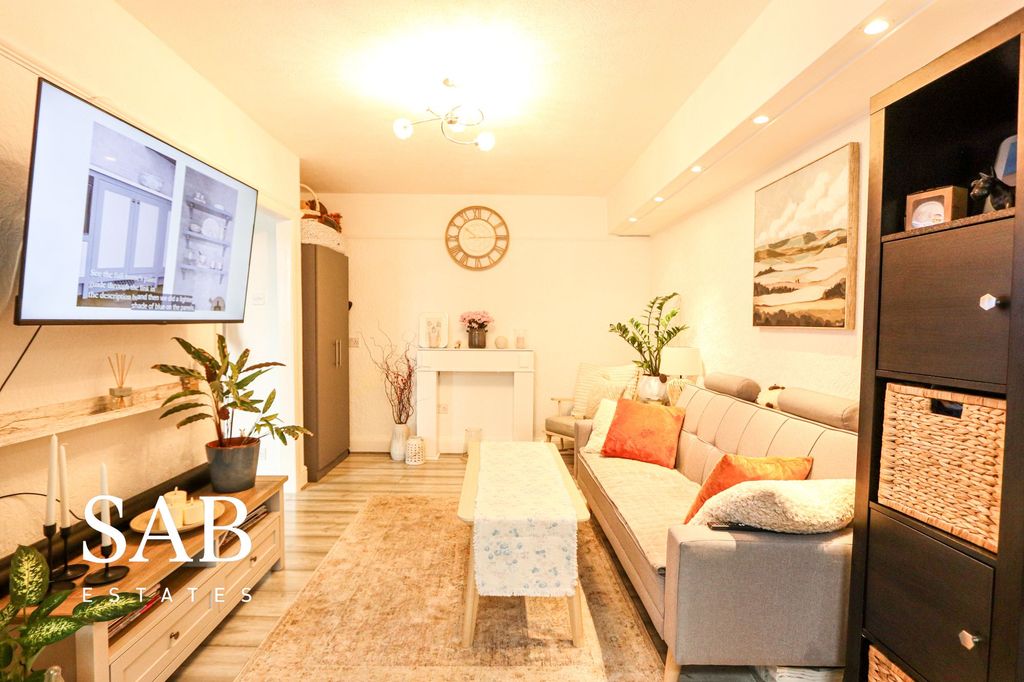 Property photo 2 of 14