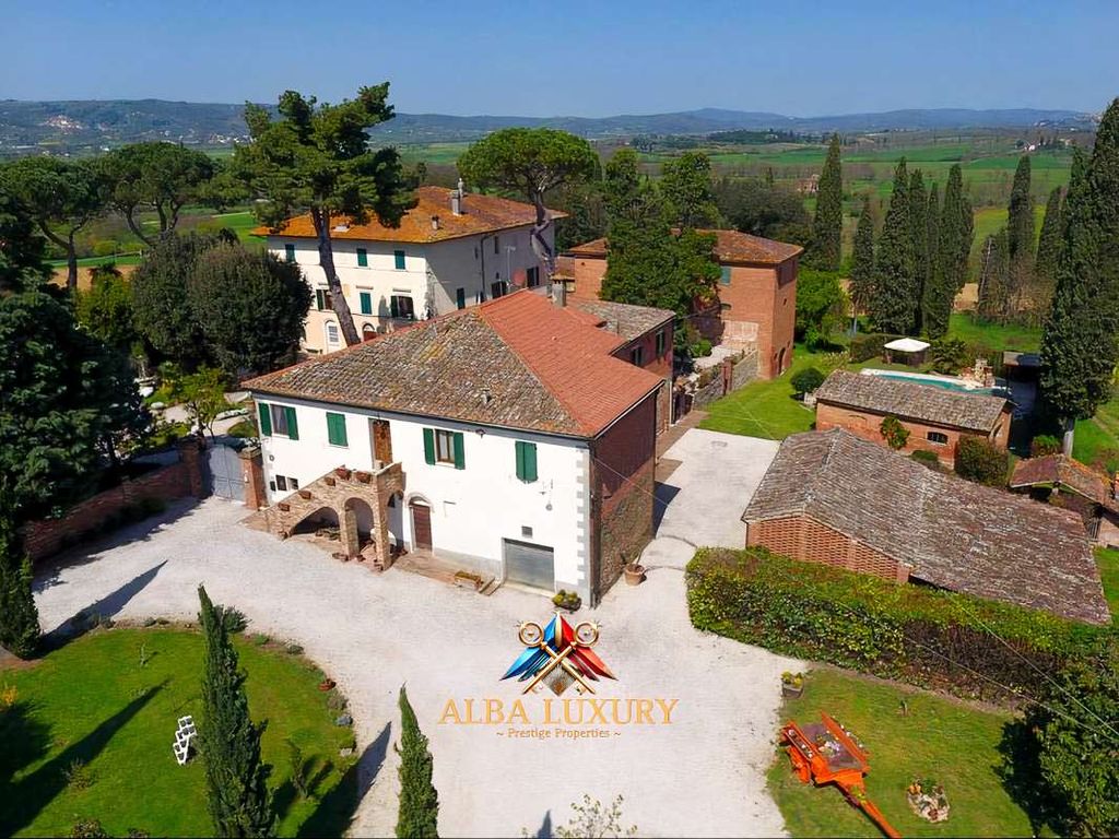 Property photo 3 of 20