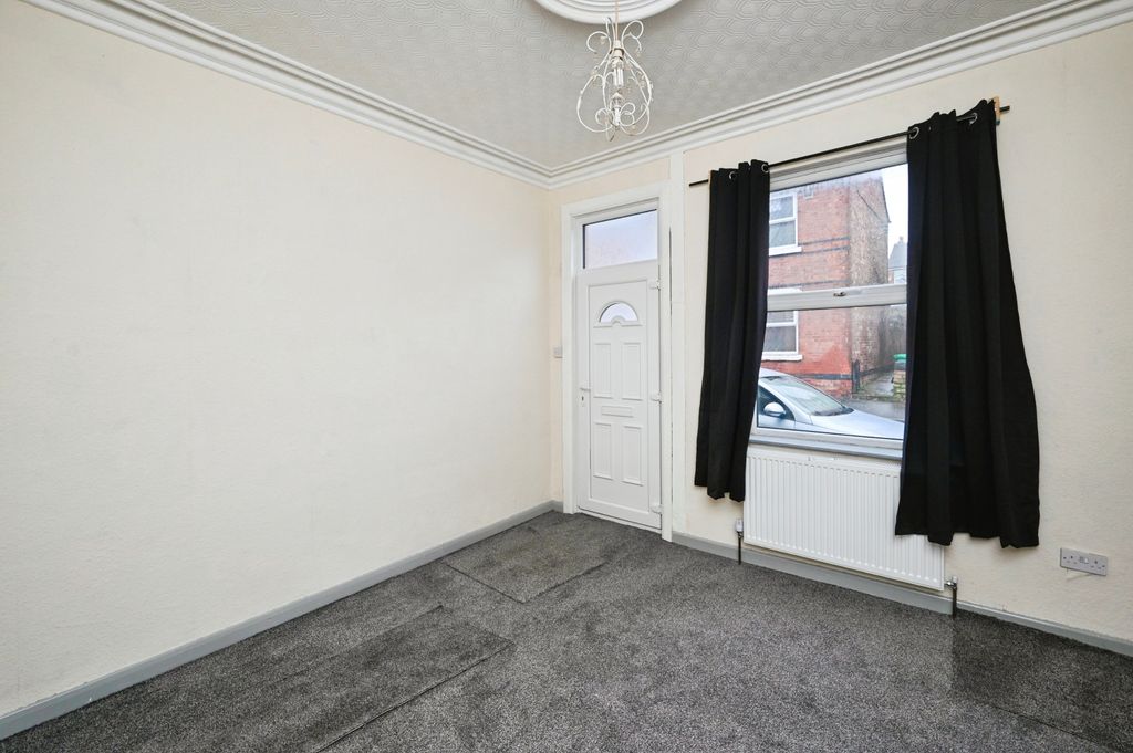 Property photo 2 of 15 Bedroom One