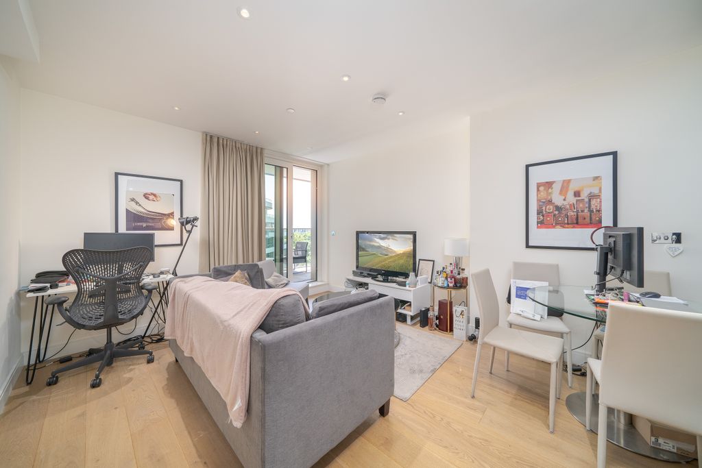 Property photo 1 of 5