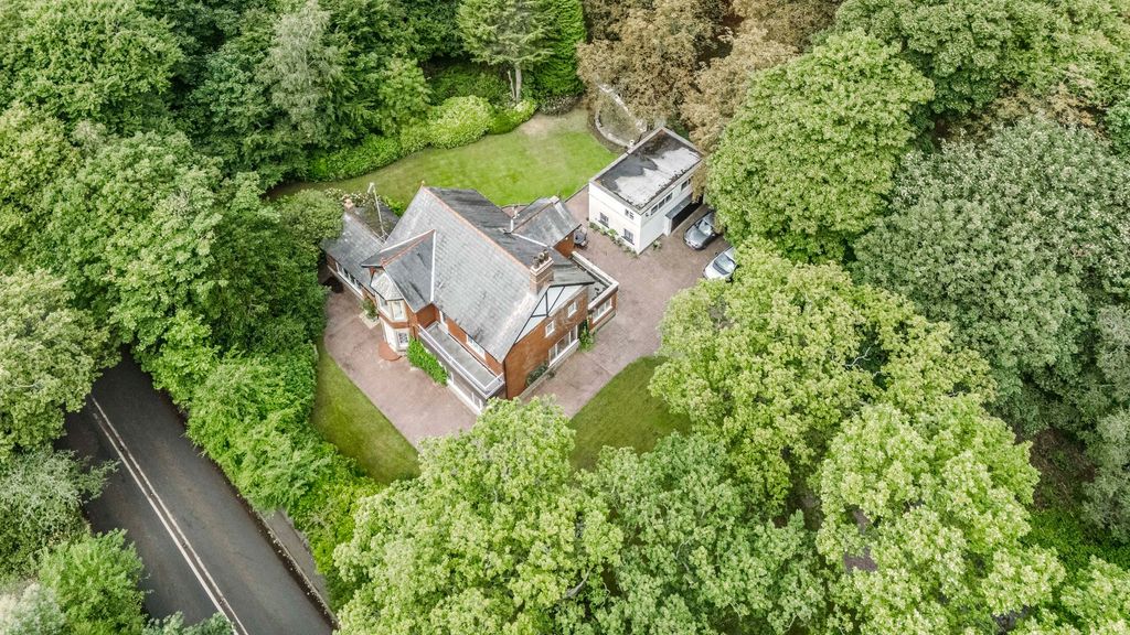 Property photo 1 of 54