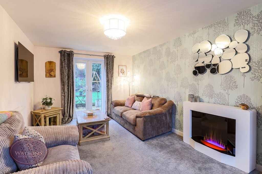 Property photo 1 of 34