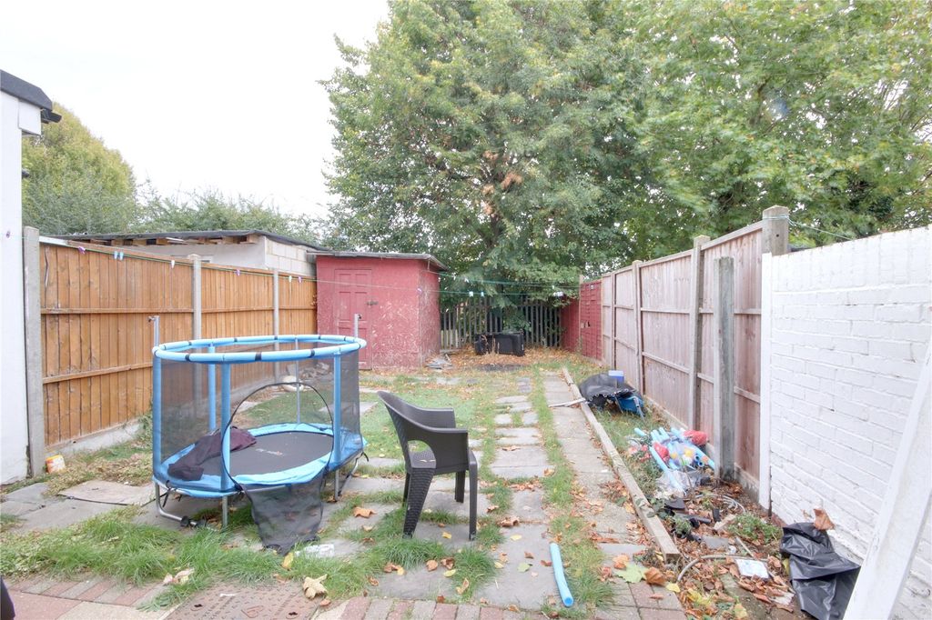 Property photo 2 of 10 Picture No. 21