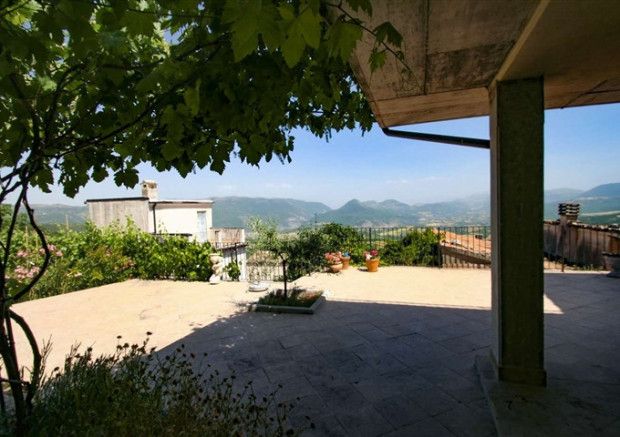 Property photo 1 of 20