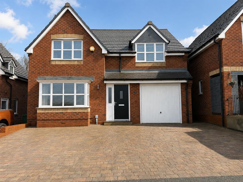 Property photo 1 of 31 E9Ec1305-d5c1-4B0d-B806-20787E32Ed57.Png