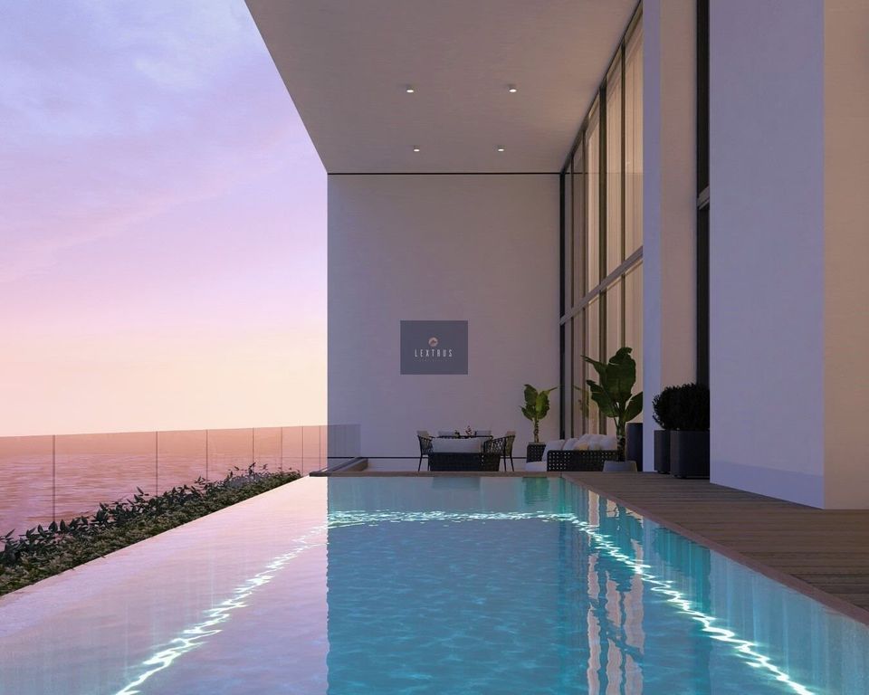 Property photo 3 of 36