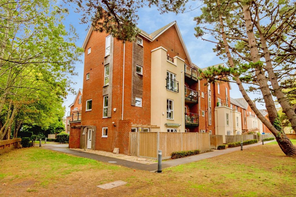 Property photo 1 of 12 Pbox-Img.Jpg
