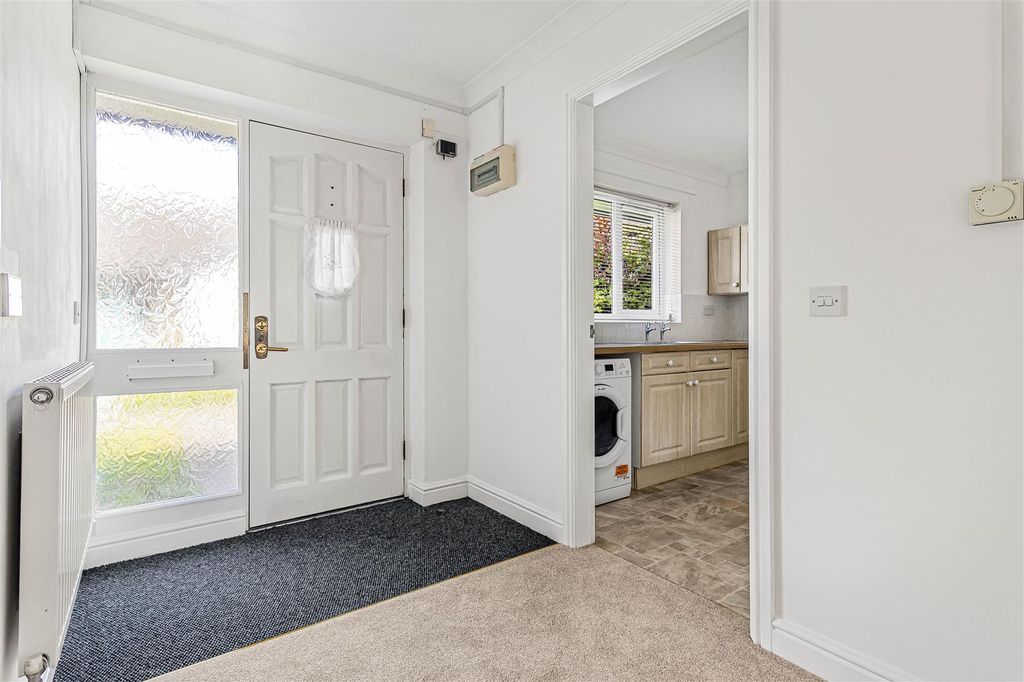 Property photo 2 of 11 9_81882.Jpg