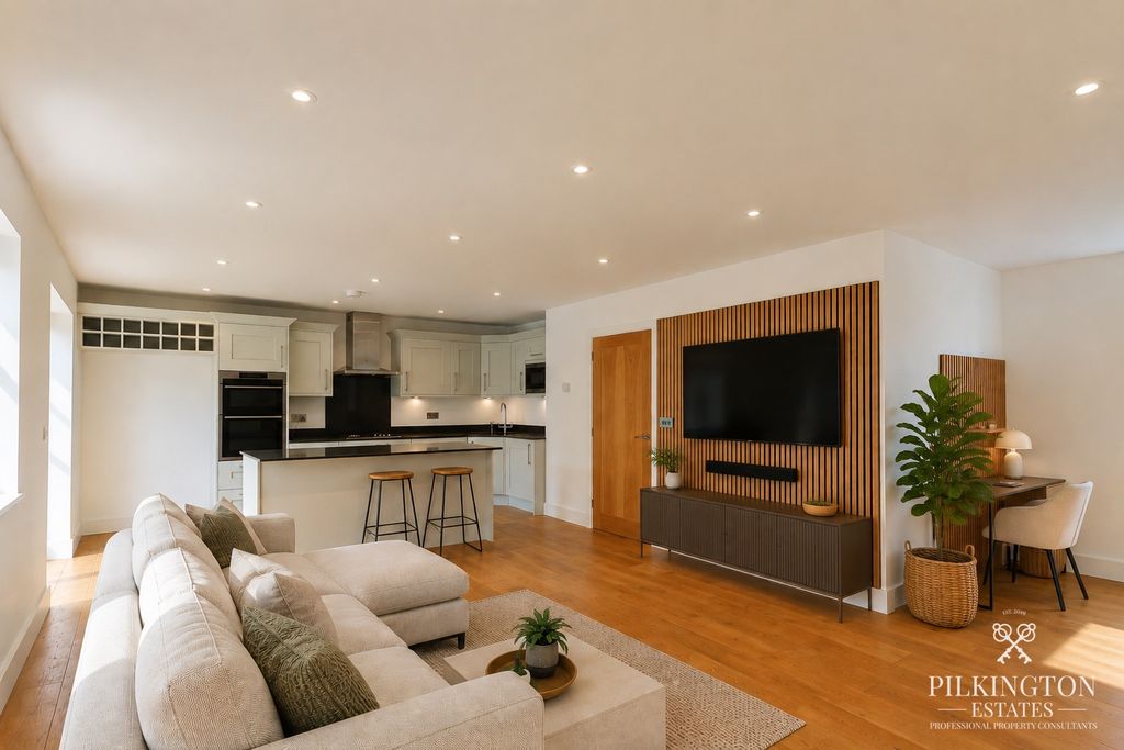 Property photo 3 of 15 5131192
