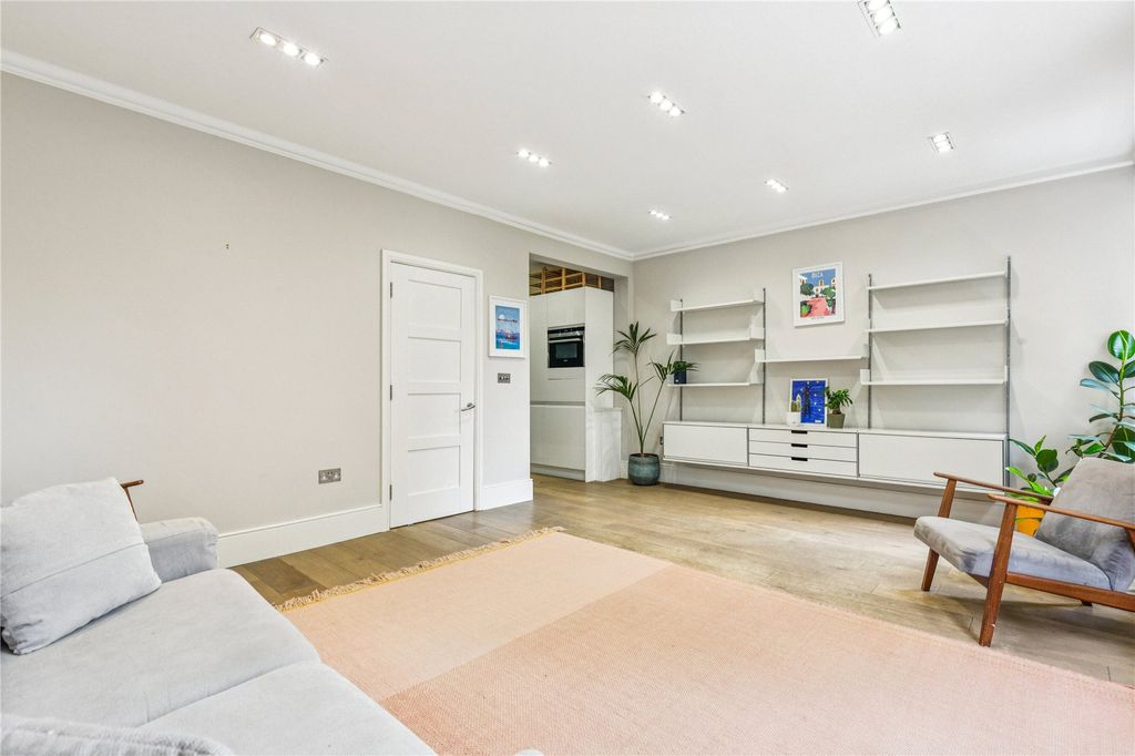 Property photo 3 of 17 Reception Room 3