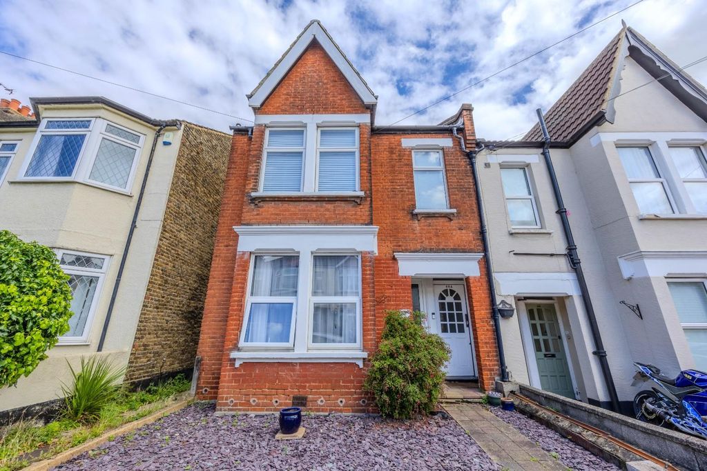 Property photo 1 of 15