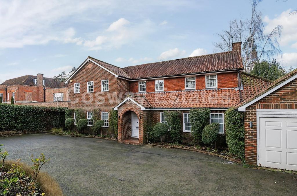 Property photo 1 of 21 318428B0-c2B8-47Ef-9Bb8-07E2A8035555.Jpg
