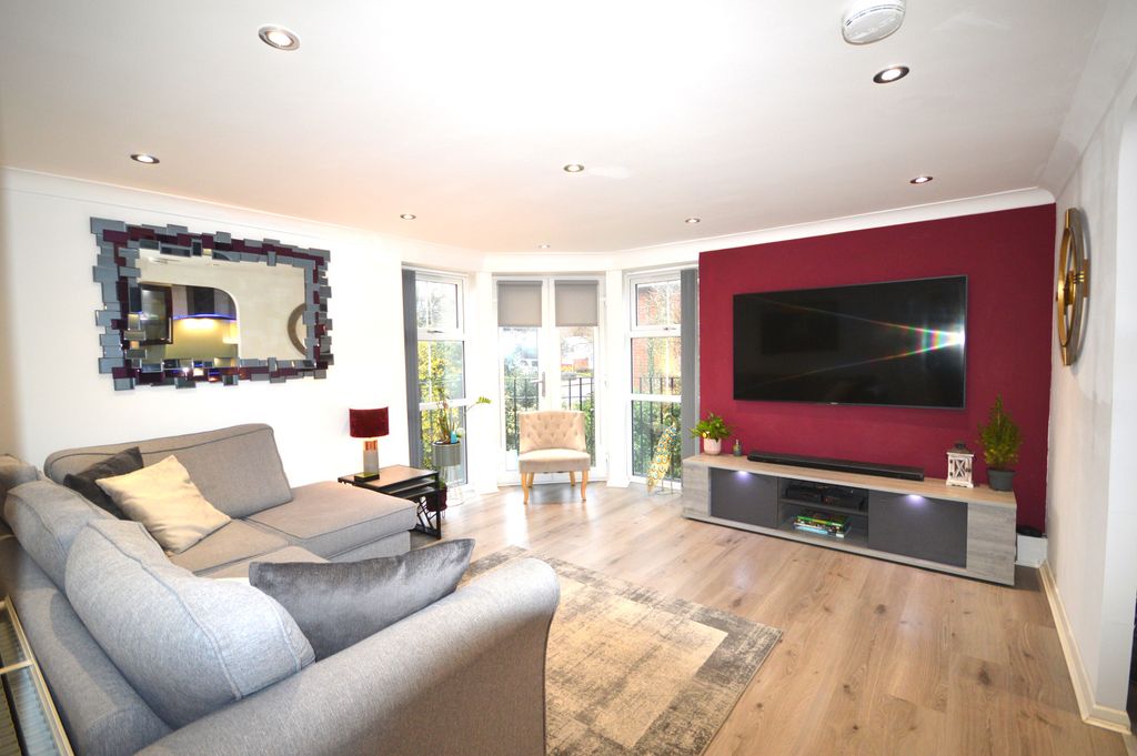 Property photo 3 of 16