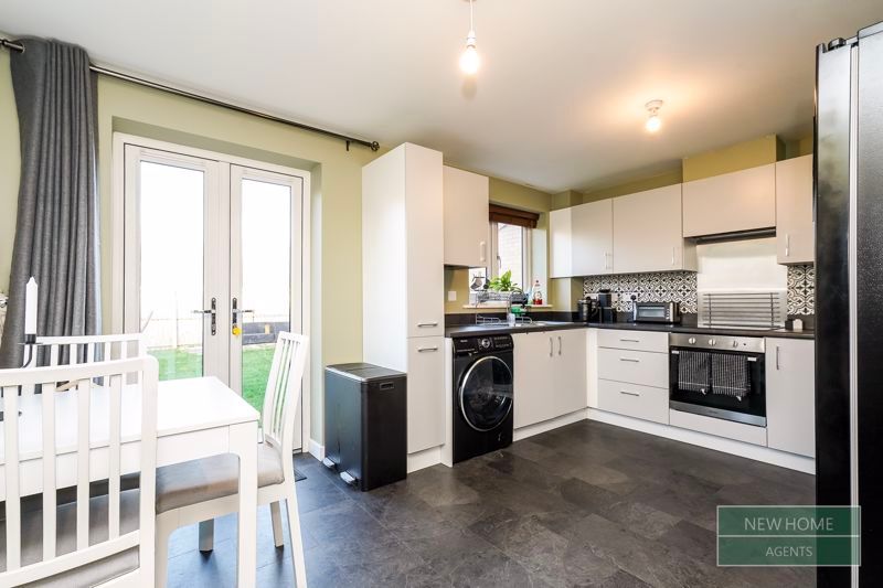 Property photo 2 of 16 Photo 7