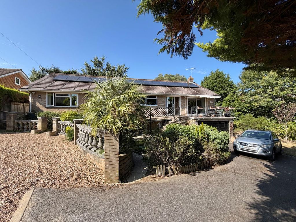 Property photo 1 of 26