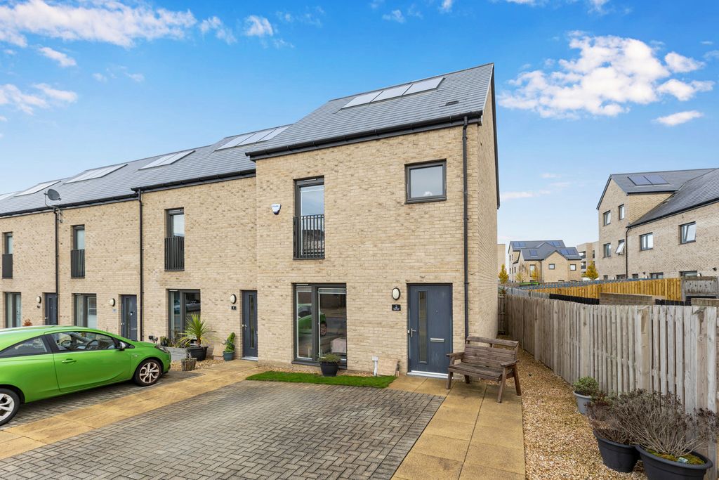 Property photo 1 of 17 Primary Property Image