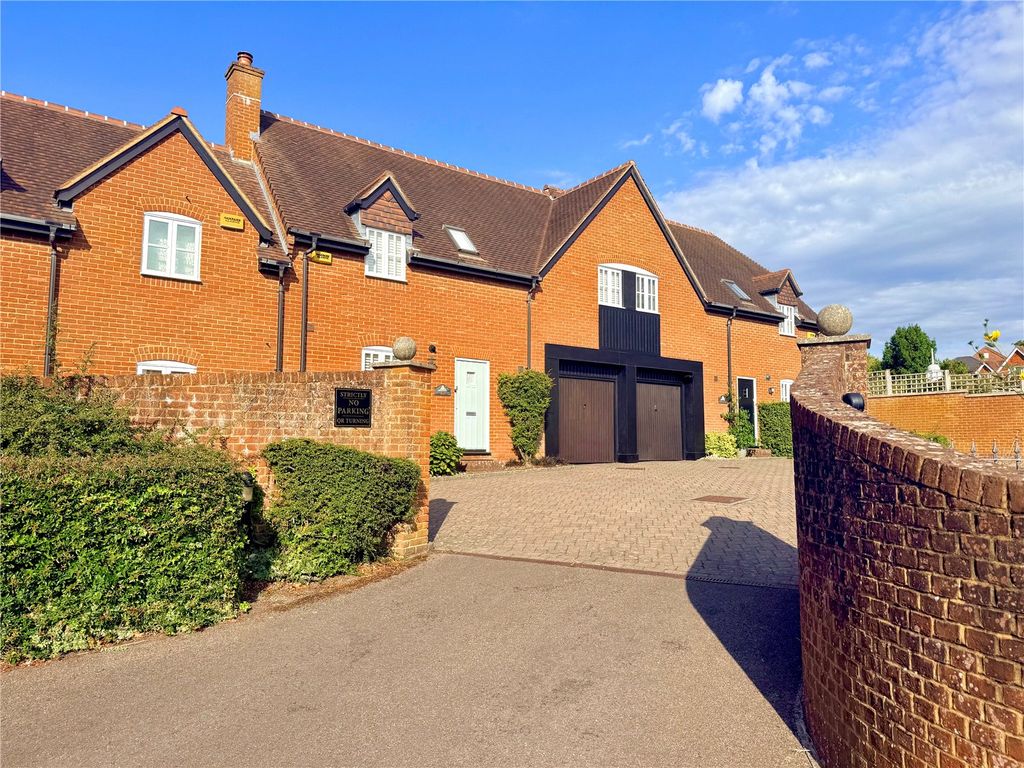 Property photo 1 of 16 Picture No. 32