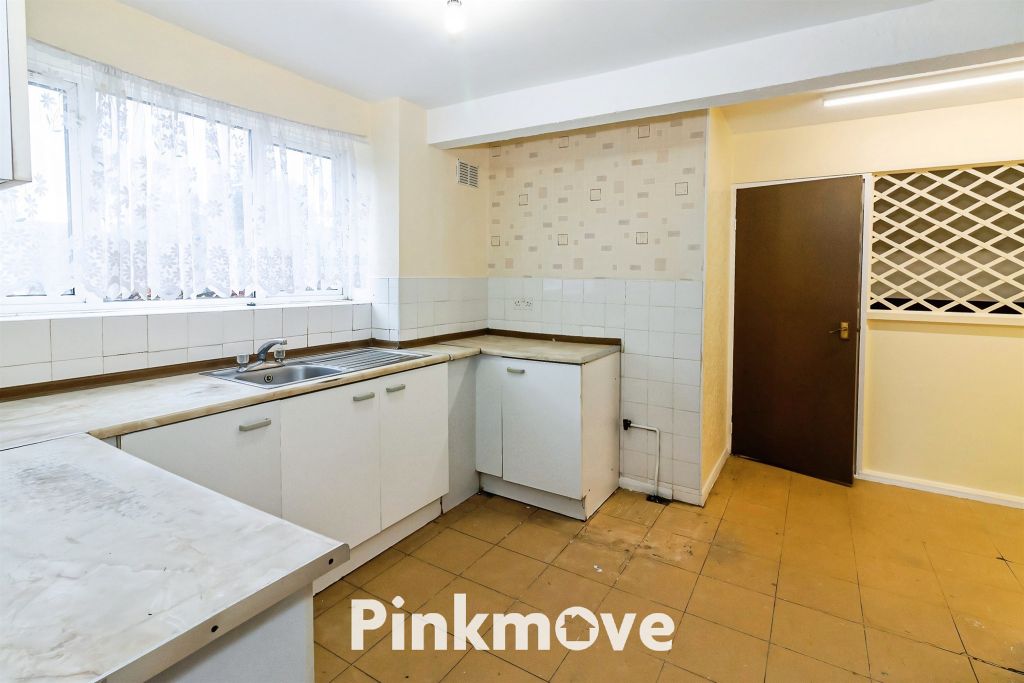 Property photo 3 of 23