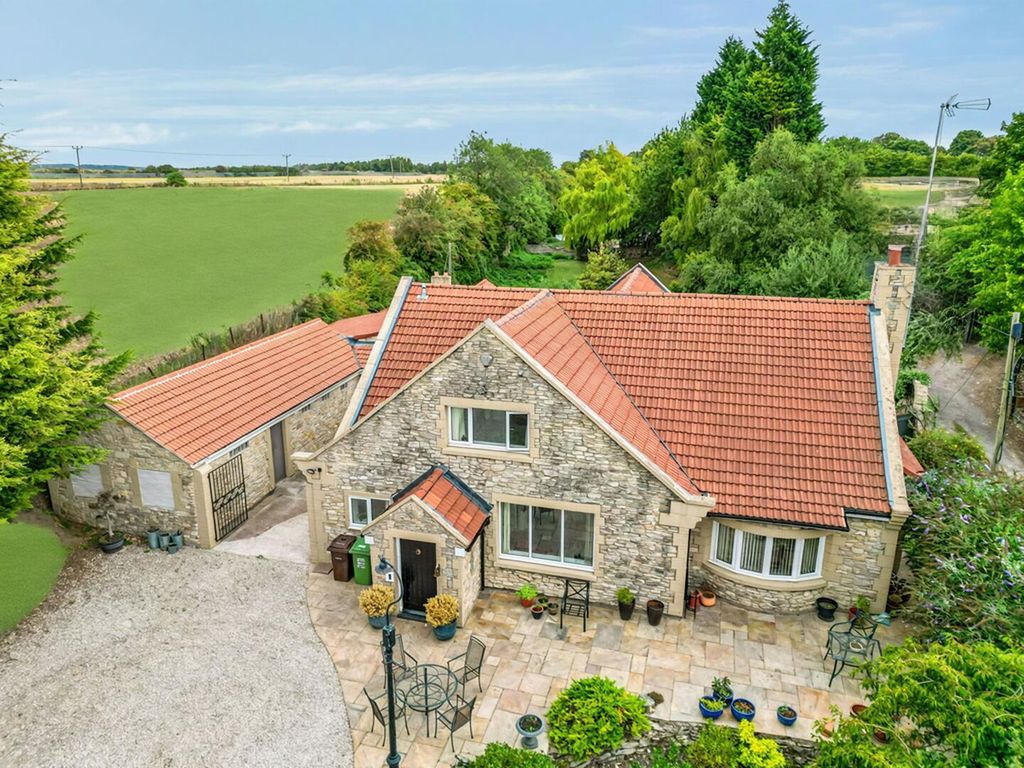 Property photo 1 of 30 Front (Exterior)