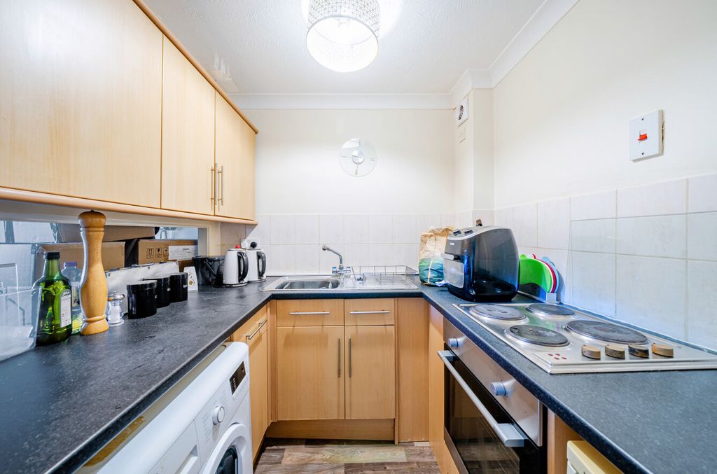 Property photo 3 of 7 1526292-14-1A0d91...
