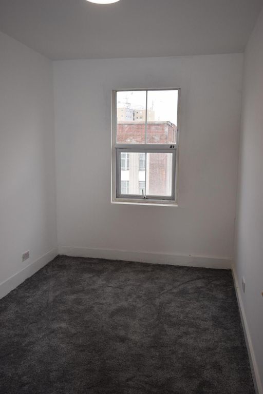 Property photo 3 of 5 Gallery
