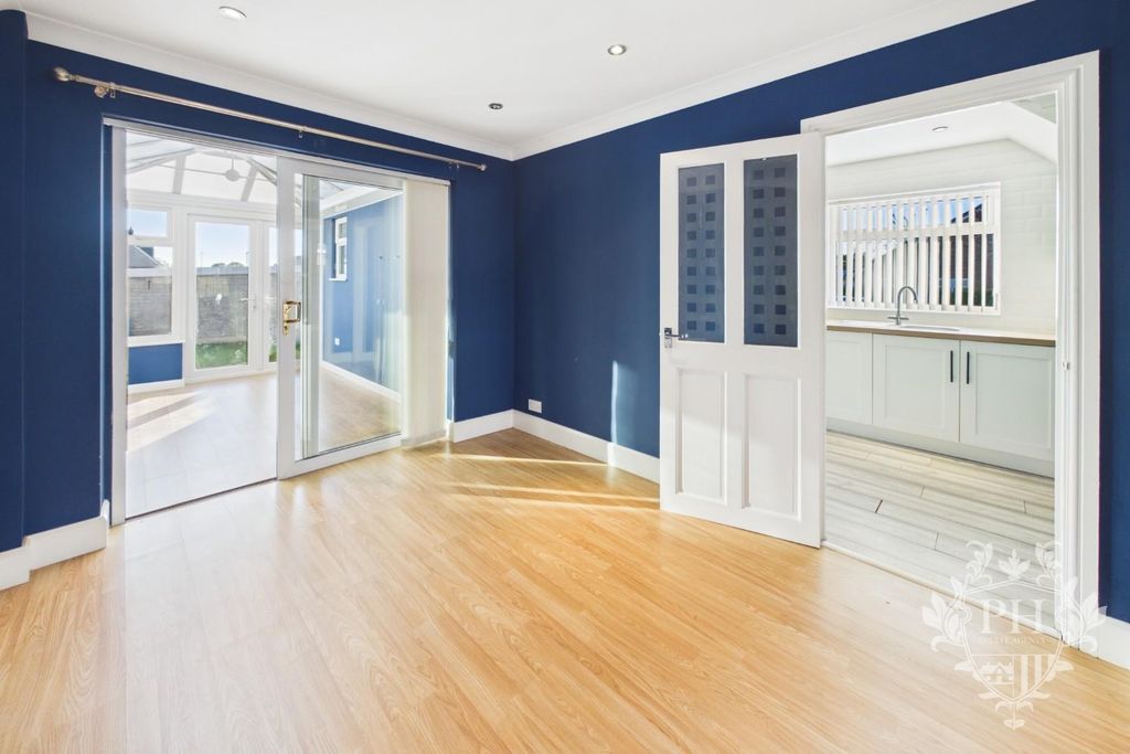 Property photo 3 of 13 6E0A056992Fa46F0B7028479ee96435A_100_Cam01415G0-Pr