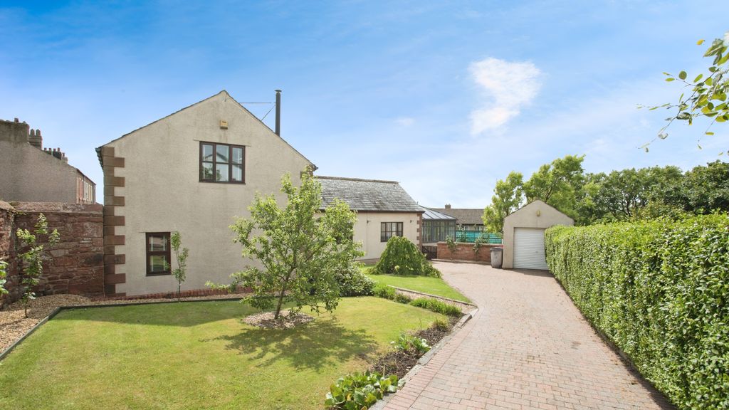 Property photo 3 of 15