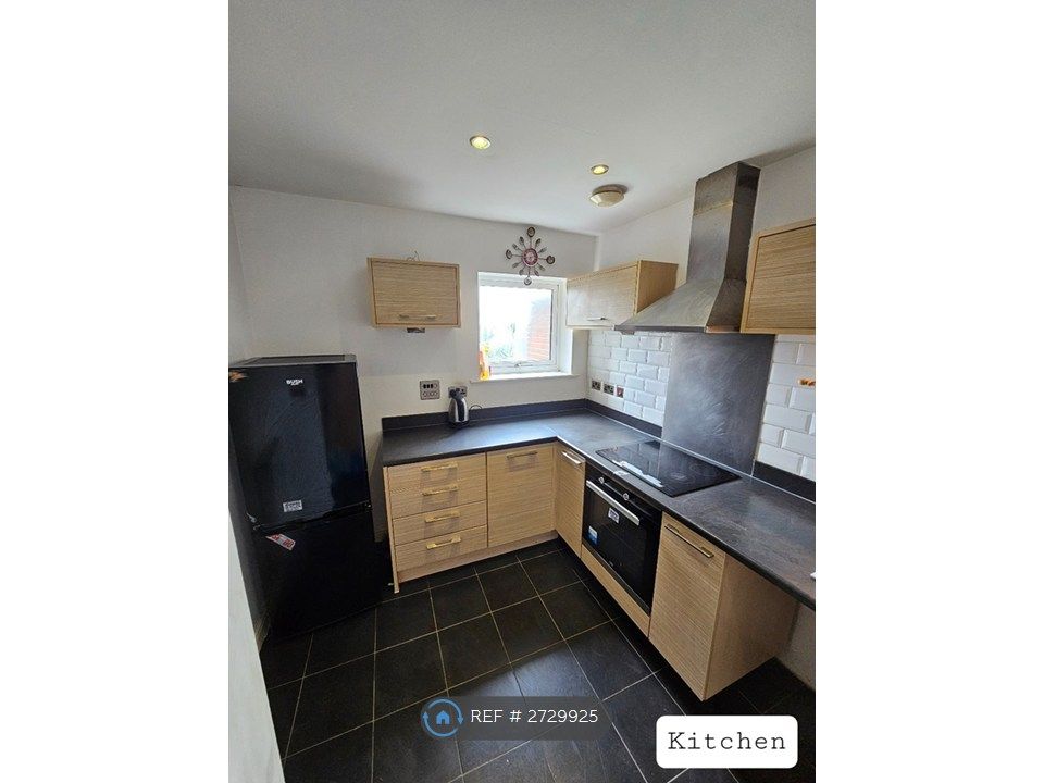 Property photo 3 of 4