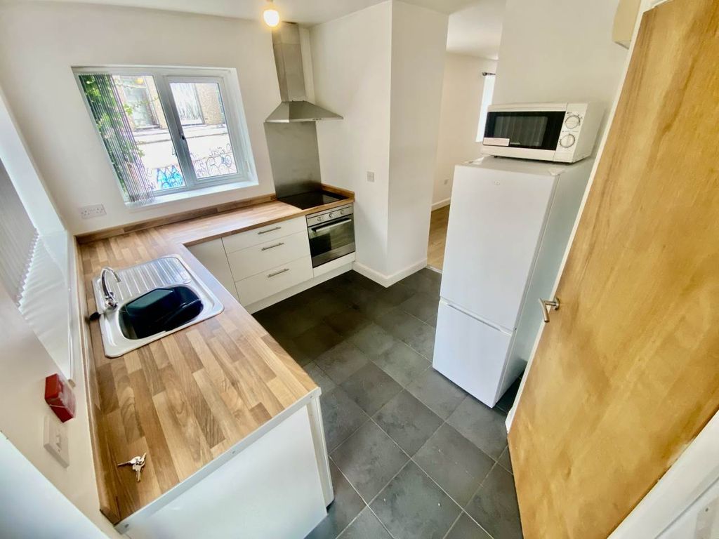 Property photo 1 of 14 Img_5746