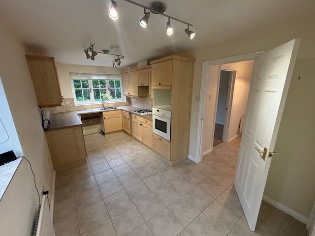 Property photo 2 of 21 Bedroom