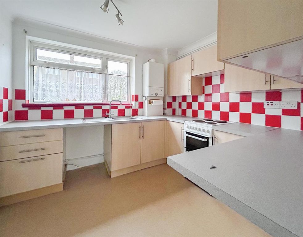 Property photo 3 of 14 1-0B3Fda60-3133-493c-B0F8-392Bccf0Fe2A.Jpg