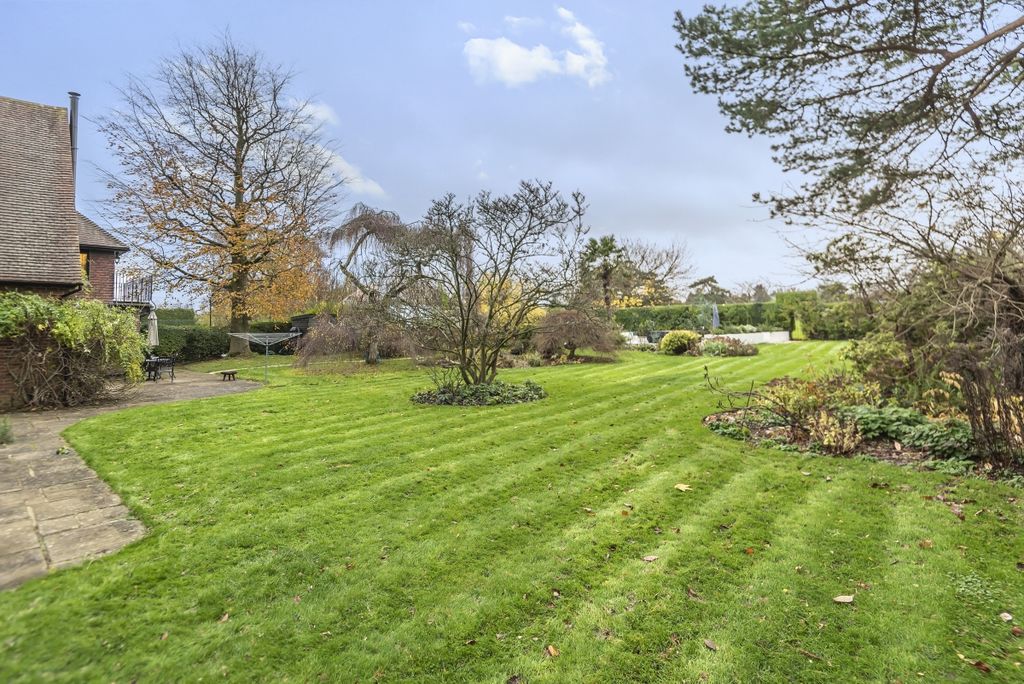 Property photo 3 of 25 924729 (10)